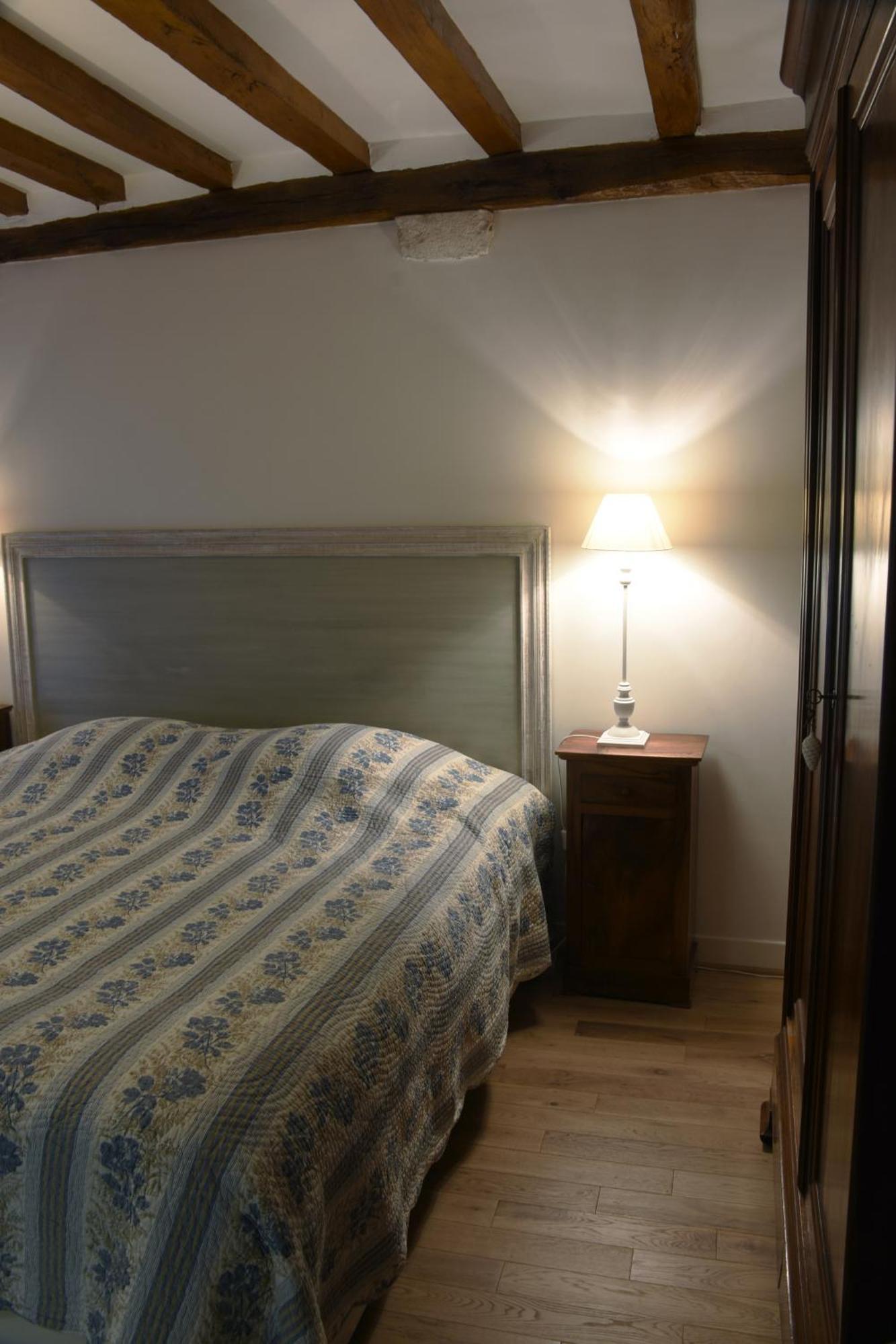 Domaine De L'Ermitage Bed & Breakfast Berry-Bouy Екстериор снимка