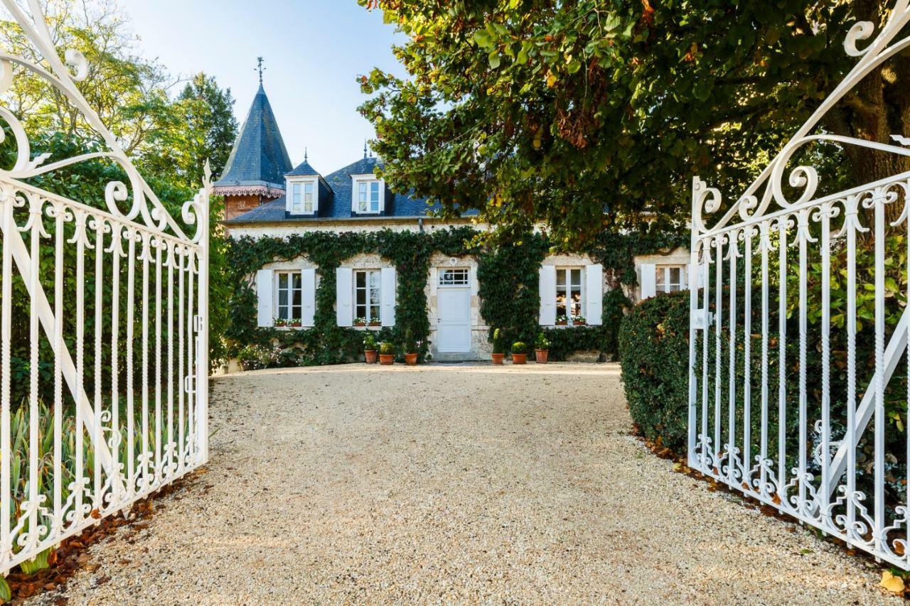 Domaine De L'Ermitage Bed & Breakfast Berry-Bouy Екстериор снимка